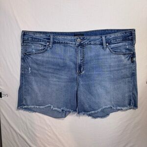 SILVER Ladies SUKI Curvy Fit ~ Mid-Rise Shorts Size 24W plus size